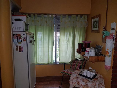 Imagen 4 de 18 de Casa Con 3 Dormitorio, Parque Y Quincho - Quilmes Oeste