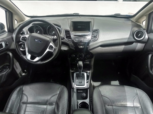 Imagen 10 de 14 de Ford Fiesta Titanium 1.6 Aut 2015