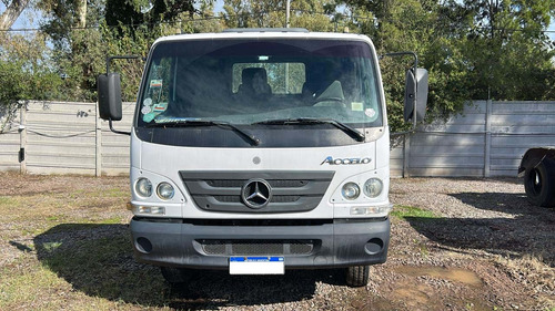 Mercedes-benz Accelo 815 2017