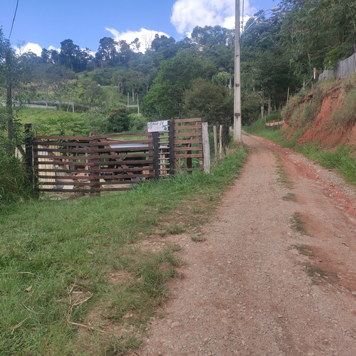 Terreno Santa Isabel Com Escritura 2 Mil M2 6 Km Do Centro