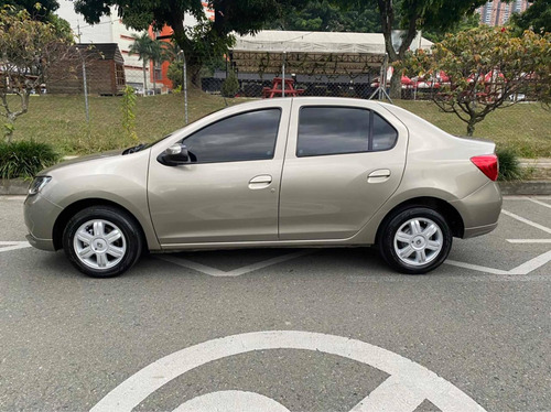 Renault Logan 2019 1.6 Authentique / Life