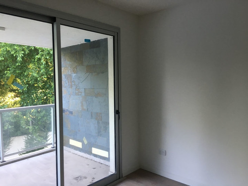 Imagen 6 de 9 de Venta De Hermoso Departamento En Vista Canning
