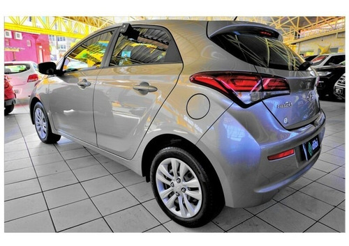 Imagem 6 de 15 de Hyundai Hb20 C.style/c.plus 1.6 Flex 16v Aut.