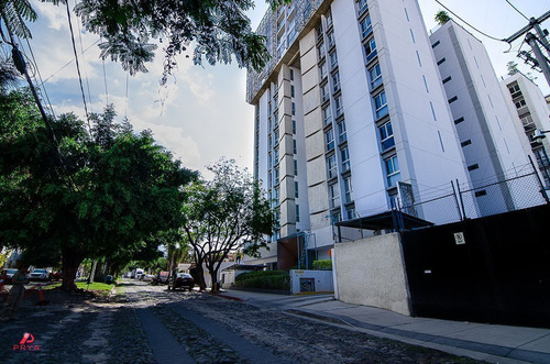 Departamento En Venta En Ciudad Granja, Zapopan.