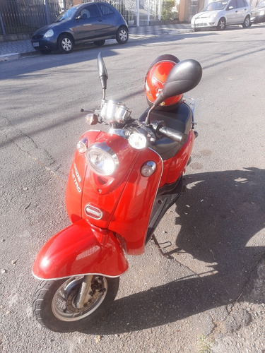 Imagem 2 de 4 de Shineray Scooter