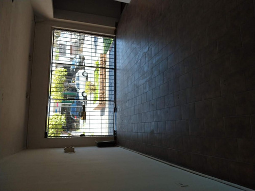 Vendo Local Casa Barrio Alto Palermo Av. Petorutti Rec Menor
