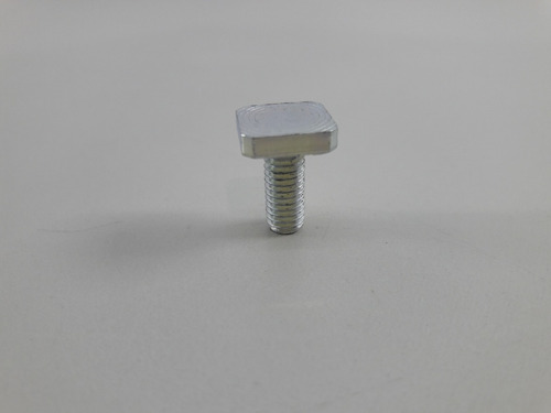 Tornillo Moldura Guardabarro Strada Original Fiat 01/19