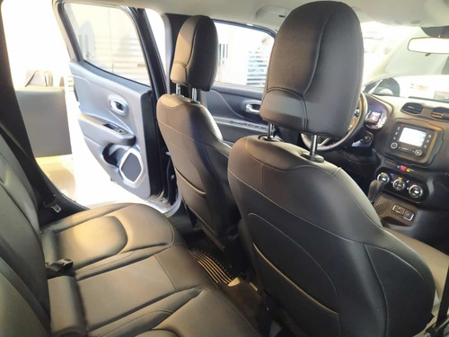 Imagen 18 de 24 de Jeep Renegade 2018 1.8 Longitude At6