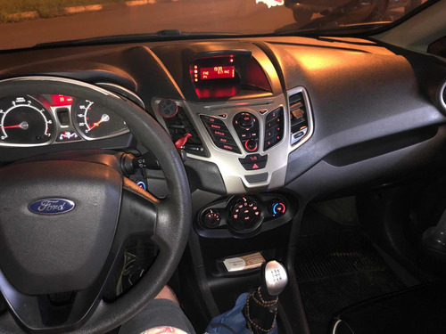 Imagem 13 de 15 de Ford Fiesta 2012 1.6 Se 5p