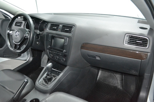 Volkswagen Vento 1.4t Highline Dsg A/t 2018 -imolaautos-
