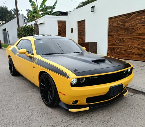 Dodge Challenger 6.2 Srt Hellc At