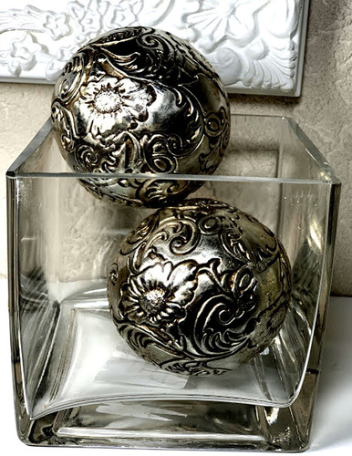 Imagen 3 de 9 de Florero Suvenir Cuadrado De Vidrio Importado 10 Cm Deco