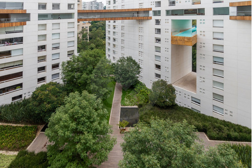 Departamento En Venta En Lomas De Bezares