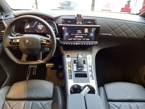 Imagen 4 de 14 de Ds Ds7 Crossback 2.0 Hdi 180 At So Chic Chic