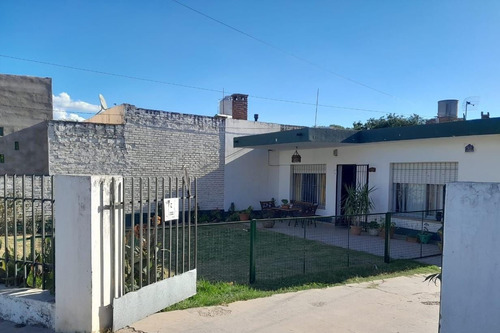 K067cb 2 Casas En Zona Comercial De Villa Cura Brochero