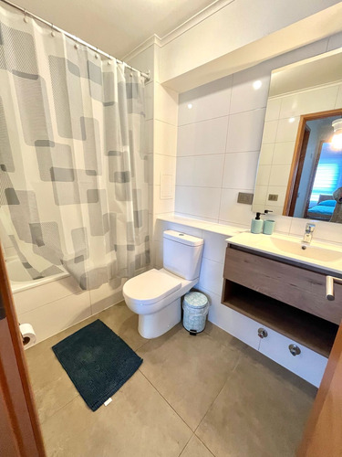Arriendo Departamento Condo Teja Sur 2hab 2ba