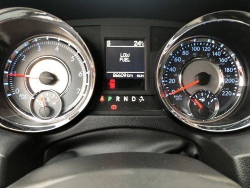 Town & Country 3.6 Touring V6 24v Gasolina 4p Automático
