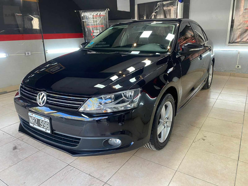 Volkswagen Vento 2.5 Luxury 170cv