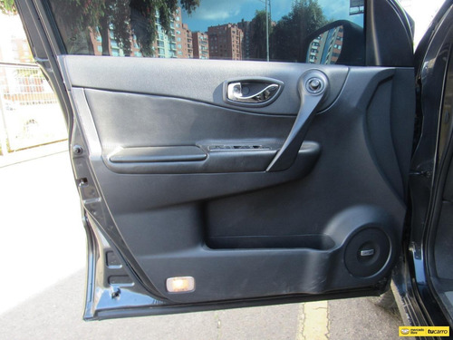 Imagen 9 de 25 de Renault Koleos 2.5 Dynamique Bose 4x2