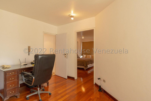 Imagen 12 de 27 de Ls Vende Apartamento Colinas De Valle Arriba