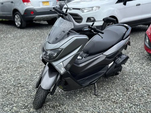 Yamaha Nmax 2022