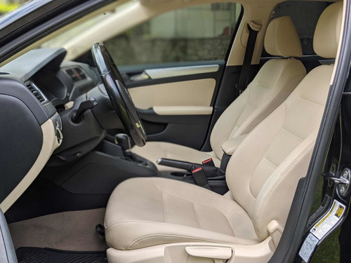 Imagen 9 de 15 de Volkswagen Jetta 2012 2.0 Tdi Dsg At