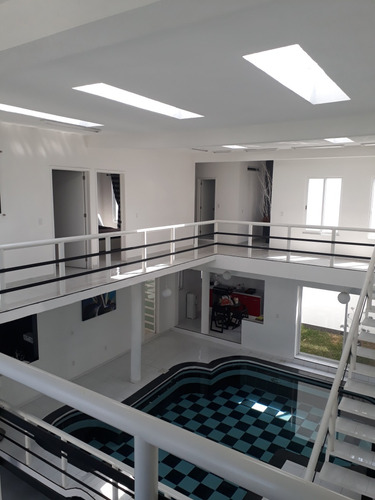 Casa Con 6 Recámaras 4 Baños 2 Albercas