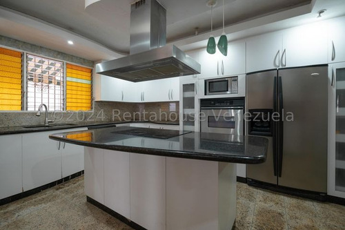 Casa En Venta. Colinas De Vista Alegre. Kr24-17100. Katia Rosero M.