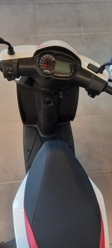 Imagen 8 de 12 de Aprilia Sr 160
