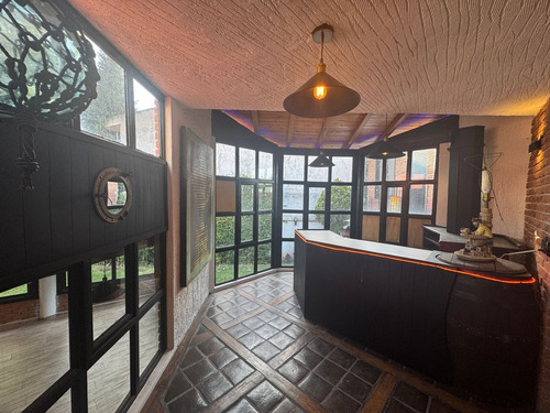 Casa En Venta De 1 Piso En Residencial La Virgen, Metepec, En Frente Del Parque Bicentenario