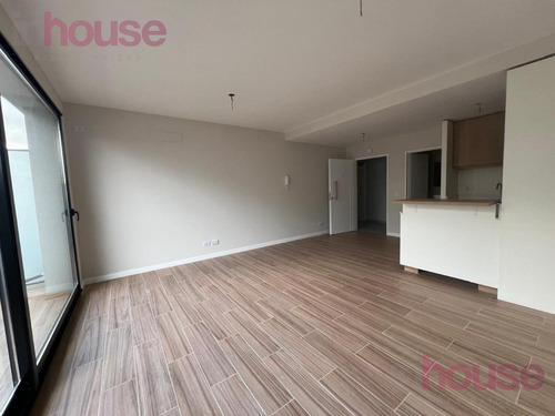 Oficina - Vivienda - Consultorio Bajo Belgrano