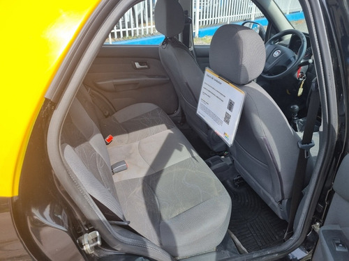 Imagen 9 de 10 de Fiat Siena 2017 1.4 El 85cv