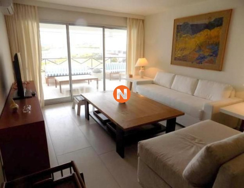 Casa En Manantiales, Manantiales- Ref: 217573
