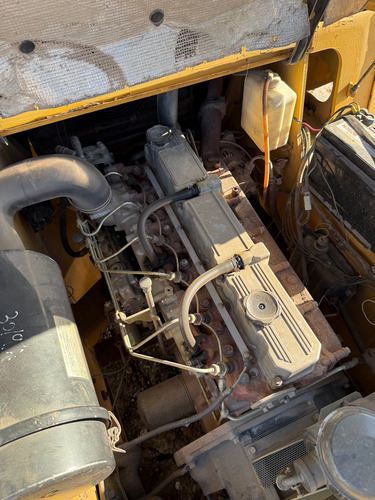 Autoelevador Cat Dp70 7000kg Torre Triple C/desp 10400 Horas