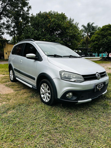 Volkswagen Suran Cross 1.6 Highline 101cv