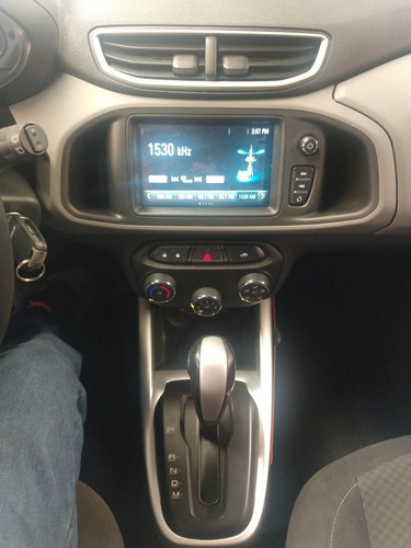 Onix Hatch Lt 1.4 Automatico Flex 8v 2018 Vermelho Un Dona !