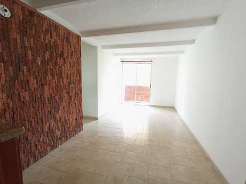 Apartamento En Arriendo Ubicado En Medellin Sector Los Colores (23947).