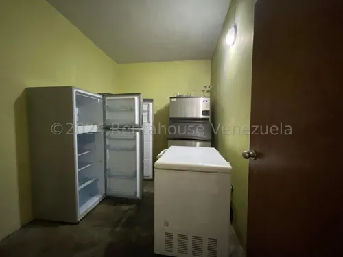 Fondo De Comercio Negocio En Las Delicias Zona Norte Retorno Inversion Segura Clientela Fija Restaurante Bar Discoteca Vista Al Lago Estef 25-10293