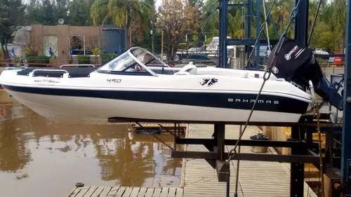 Lancha Bahamas 490 Sport Okm Sin Motor