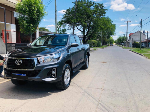 Toyota Hilux 2.8 Cd Srv 177cv 4x2 2019