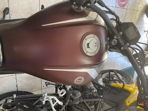 Imagen 12 de 25 de Benelli 502 C