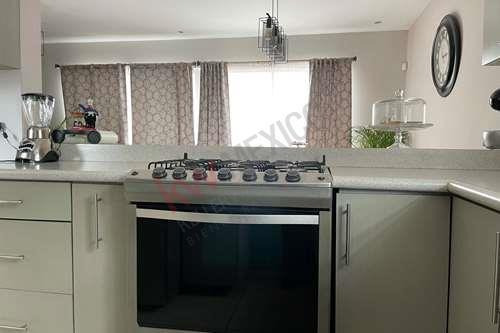 Imagen 14 de 25 de Vive Cerca De Las Montañas, Cumbres Andara, Venta De Casa En Esquina