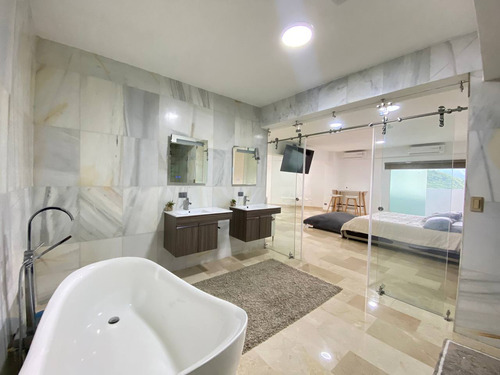 Penthouse En Urb. El Parral Valencia