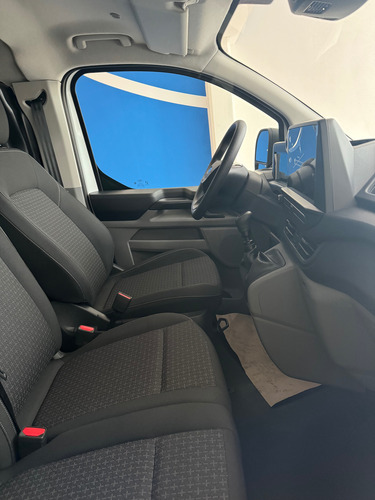 Ford Transit 2.0 Van Larga Techo Bajo Custom Mt