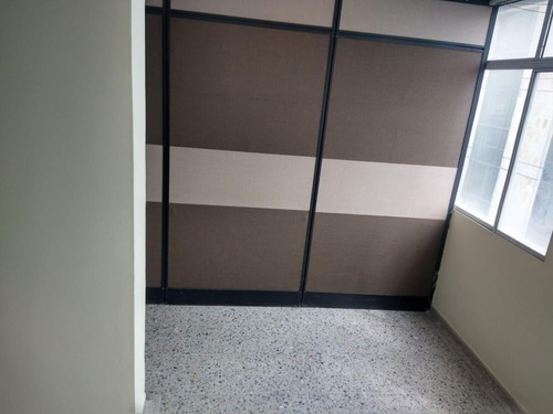 Imagen 9 de 14 de Oficina En Arriendo En Bucaramanga El Centro. Cod 85850