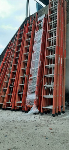 Imagem 2 de 5 de Escadas De Fibra