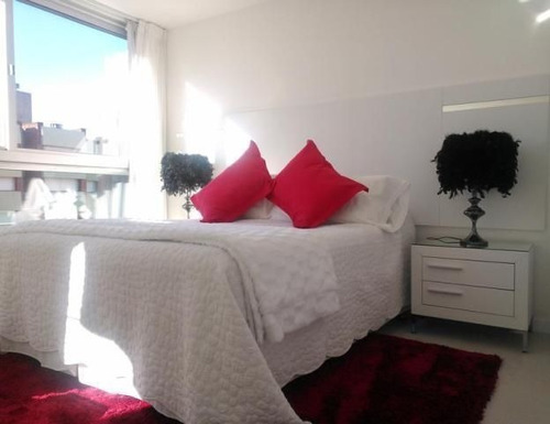 Apartamento En Venta De 2 Dormitorios En Peninsula
