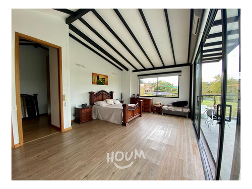 Imagen 2 de 30 de Casa En San Miguel. 5 Habitaciones, 580 M²