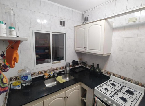 Departamento En Venta - 3 Dormitorios 2 Baños - Cochera - 115mts2 - Olivos