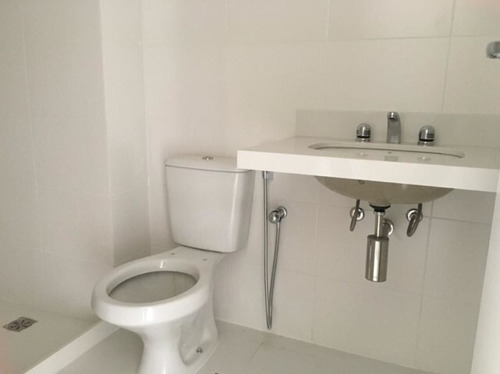 Imagem 6 de 11 de Apartamento À Venda No Bairro Maracanã - Rio De Janeiro/rj - O-18698-31204